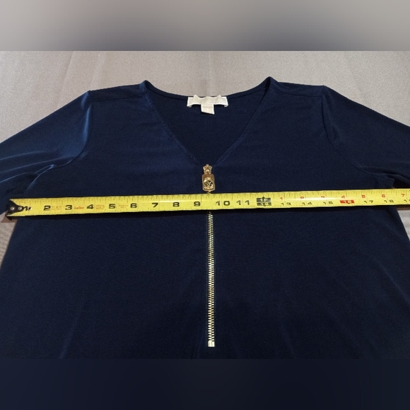 MICHAEL Michael Kors Blue Flowy Long Sleeved V Neck Top Blouse 🌿 Size Small - Picture 13 of 14